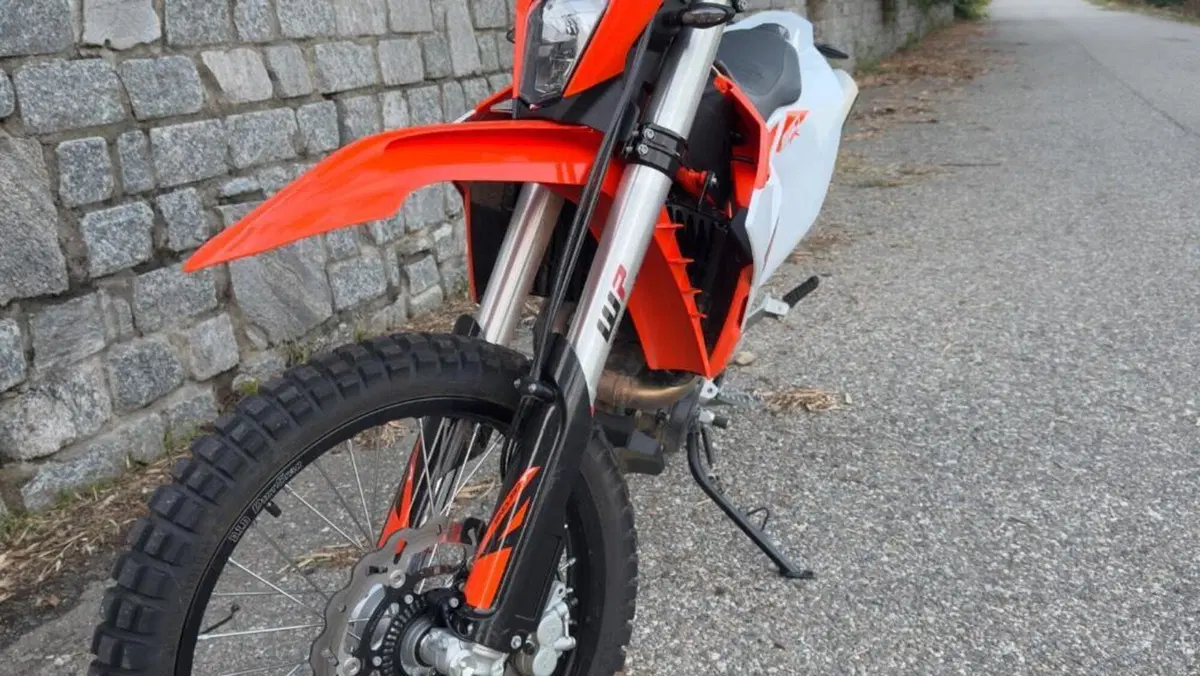 KTM 690 Enduro R (2026)  (5)