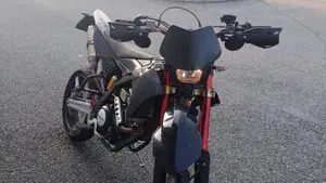 Fantic Motor Motard 125 Competition 4t (2020)  (2)
