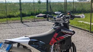 Husqvarna SM 510 R (2009)  (11)