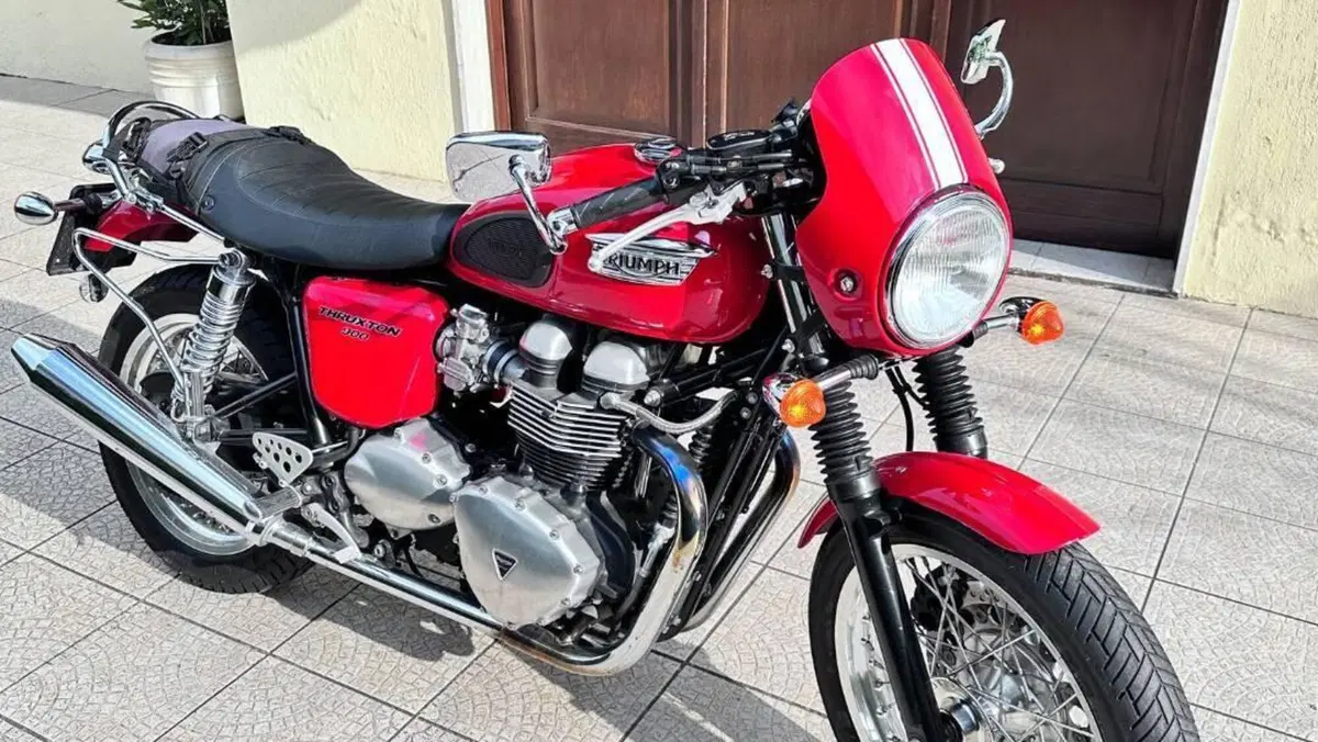 Triumph Thruxton 900 (2004 - 15)  (5)