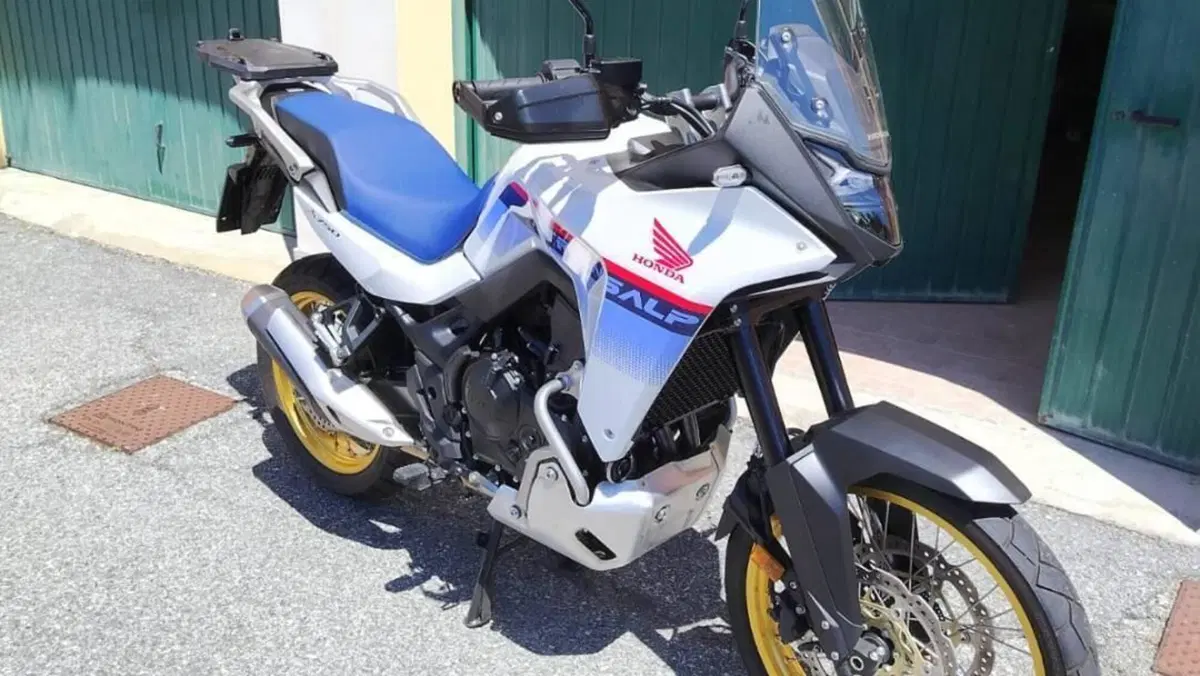 Honda Transalp XL750 (2023 - 24)  (2)