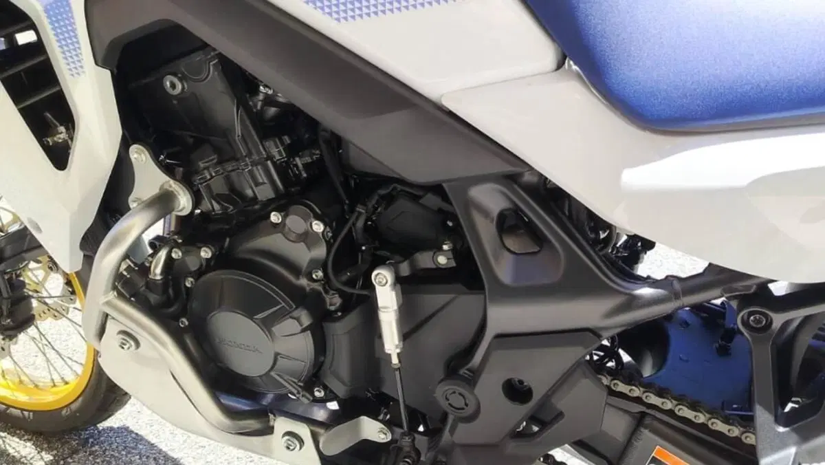 Honda Transalp XL750 (2023 - 24)  (6)