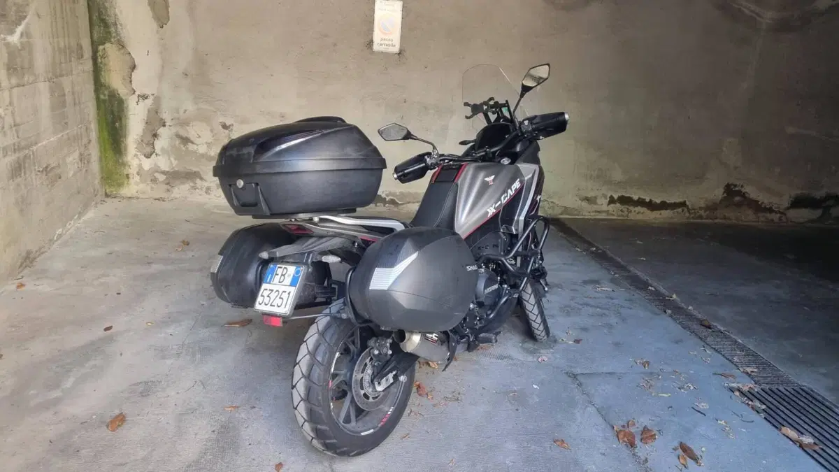 Moto Morini X-Cape 650 (2021 - 26)  (3)