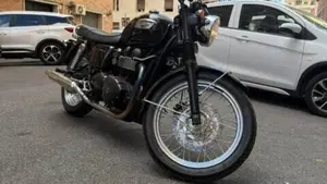 Triumph Bonneville (2007 - 16)  (3)