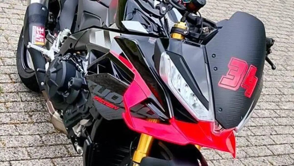 Aprilia Tuono V4 Factory (2025 - 26)  (4)