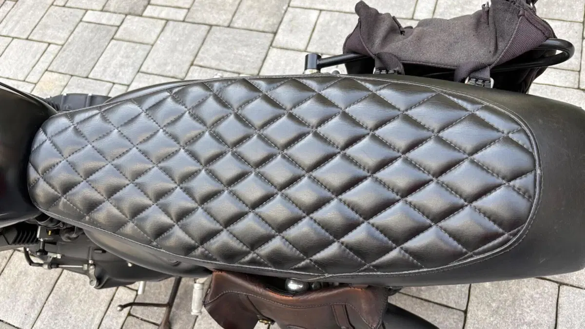 Triumph Bonneville (2007 - 16)  (3)