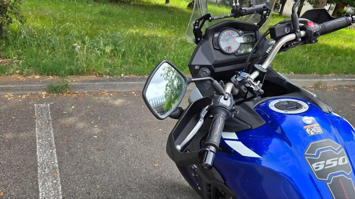 Suzuki V-Strom 650XT (2021 - 25)  (6)