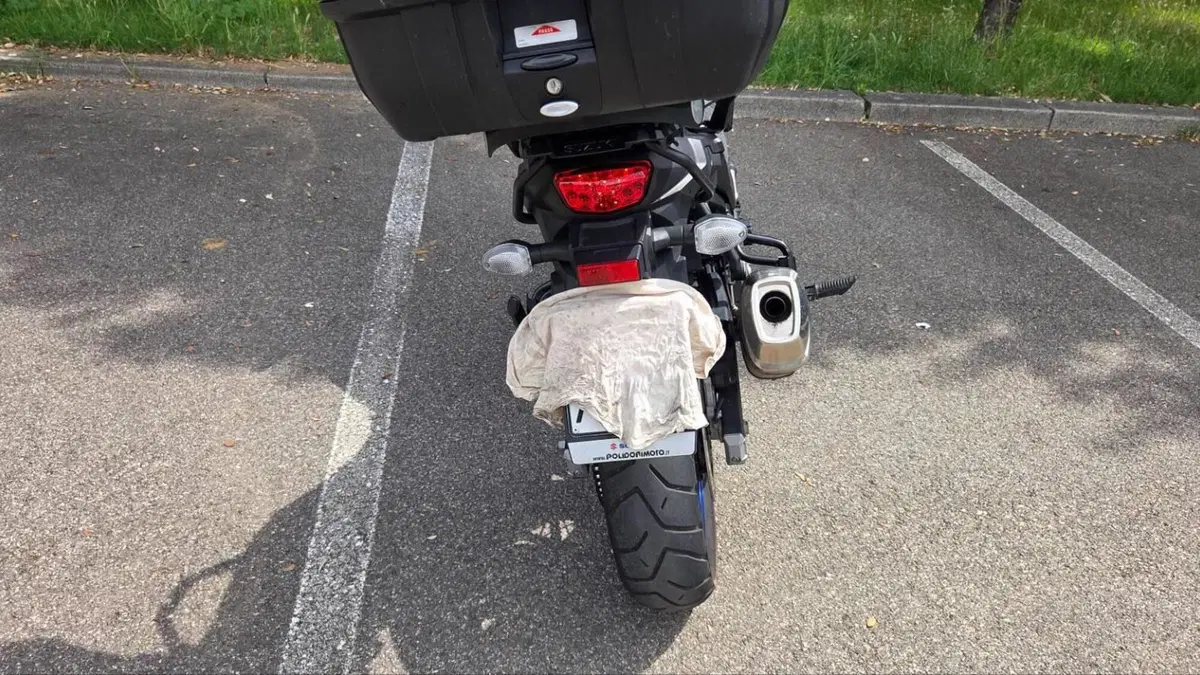 Suzuki V-Strom 650XT (2021 - 25)  (7)