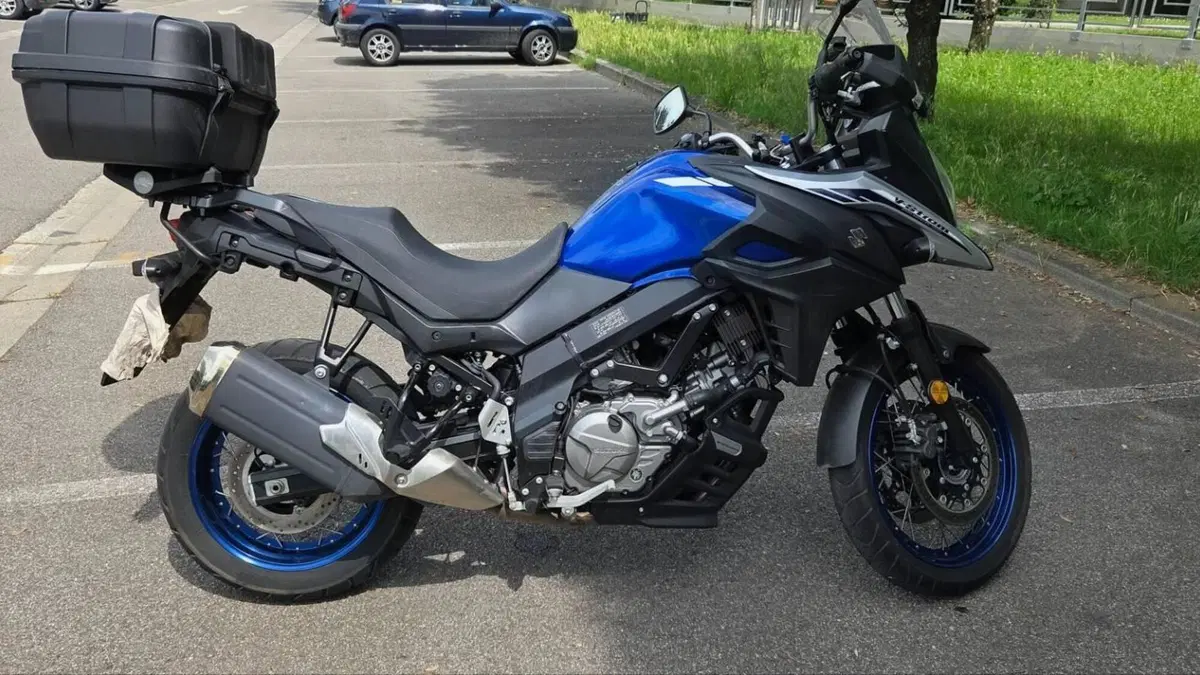 Suzuki V-Strom 650XT (2021 - 25)  (15)