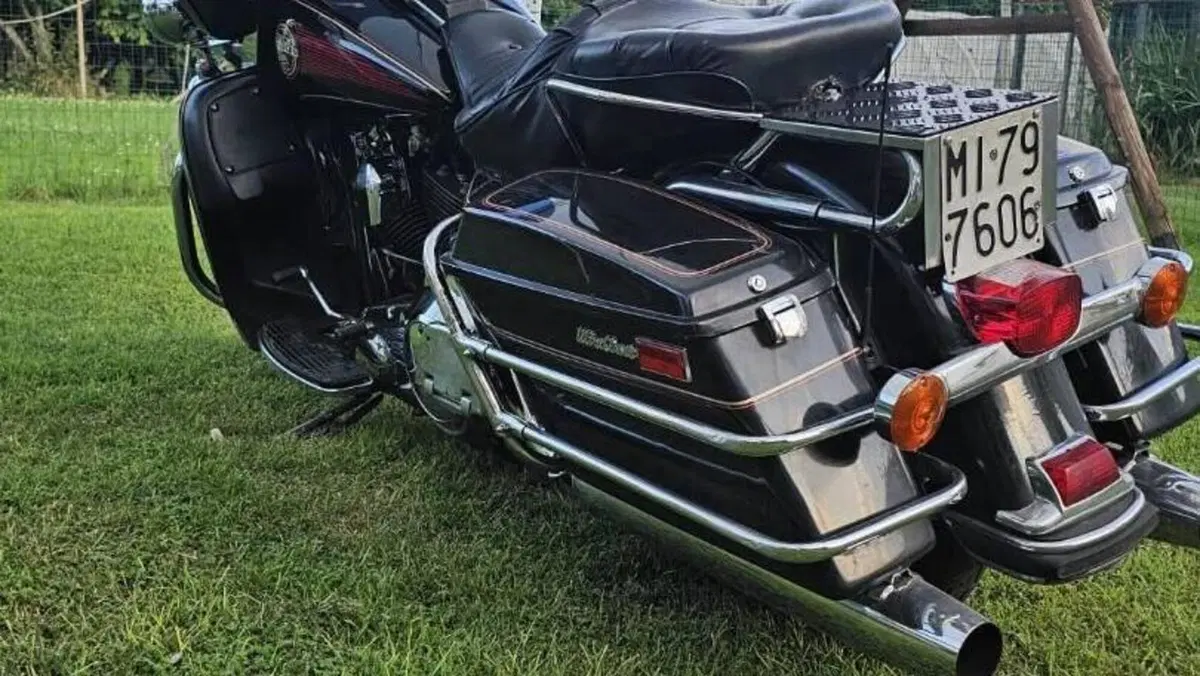 Harley-Davidson 1340 Electra Glide Ultra Classic (1989 - 93) - FLHTCU  (2)
