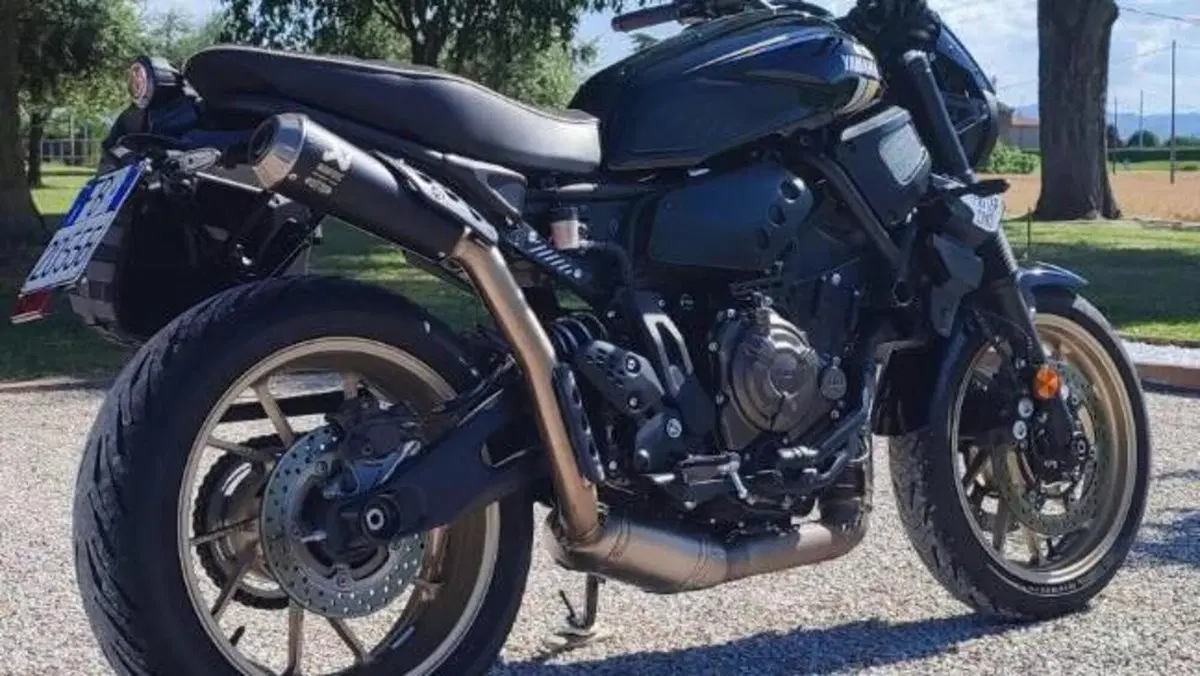 Yamaha XSR 700 (2022 - 26)  (7)