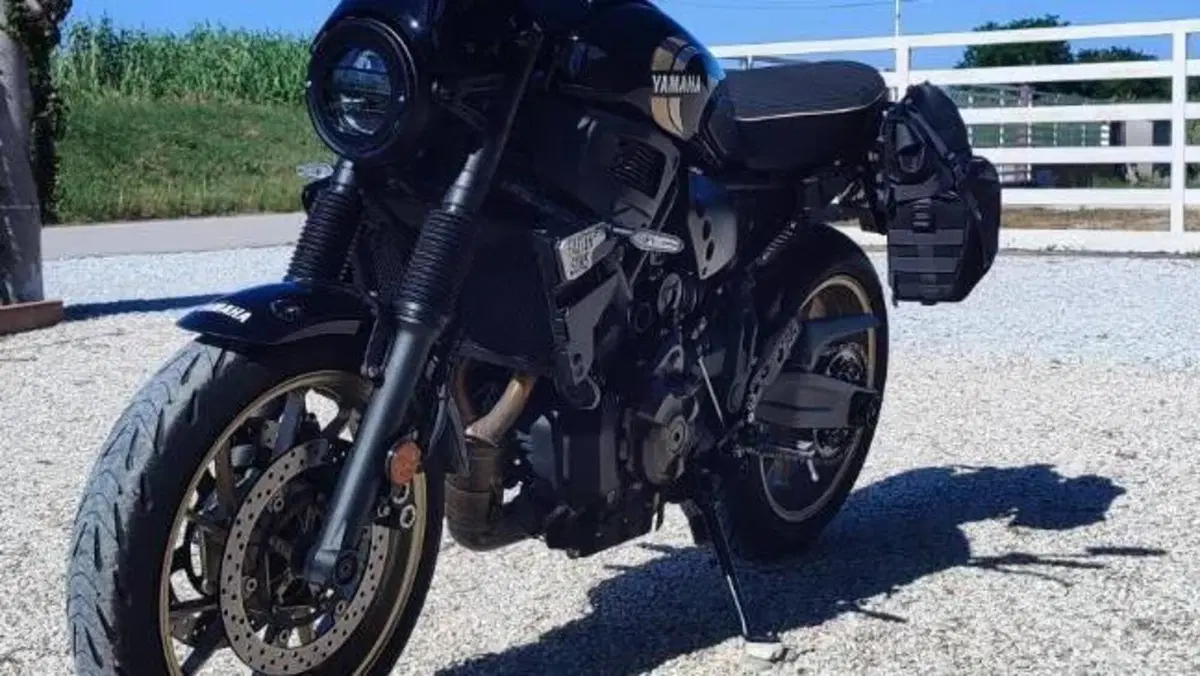 Yamaha XSR 700 (2022 - 26)  (9)