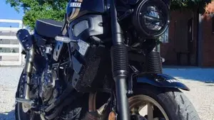 Yamaha XSR 700 (2022 - 26)  (12)