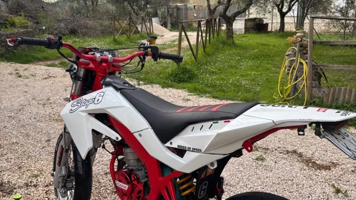 Aprilia SX 50 (2006 - 17)  (2)