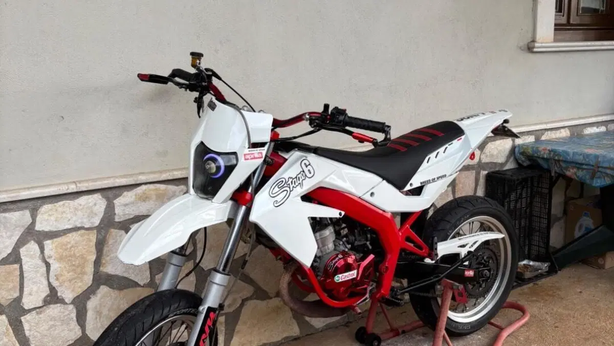 Aprilia SX 50 (2006 - 17)  (4)