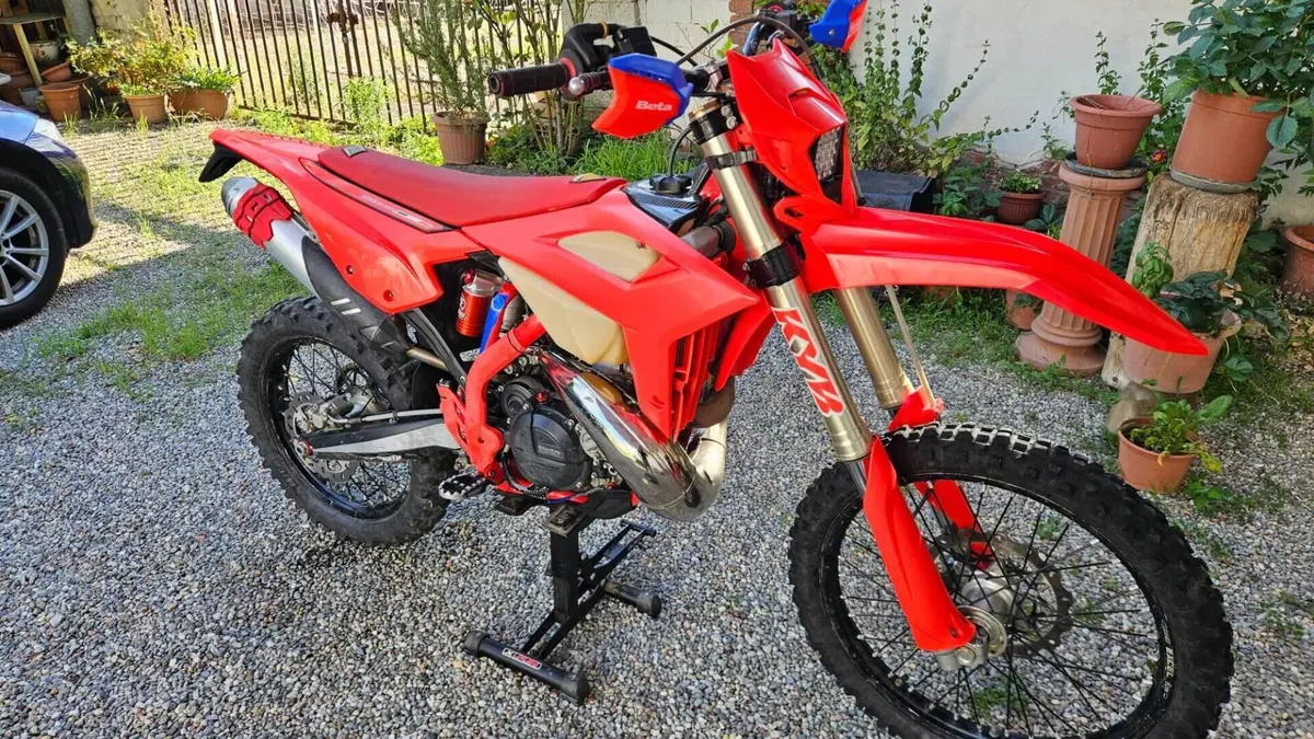Betamotor RR 300 2T Enduro Racing (2022)  (8)