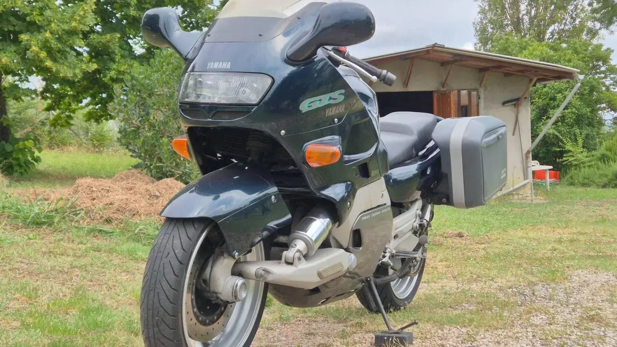 Yamaha   (4)