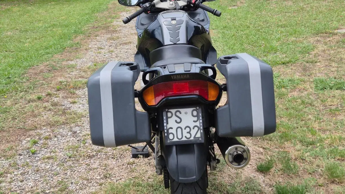 Yamaha   (7)