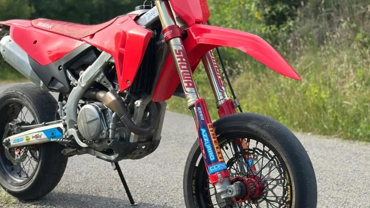 Honda CRF 450R (2022) 