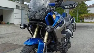 Yamaha XT1200Z Super Ténéré First Edition (2010 - 11)  (3)