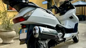 Honda Silver Wing 600 (2001 - 05)  (2)