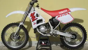 Yamaha   (2)