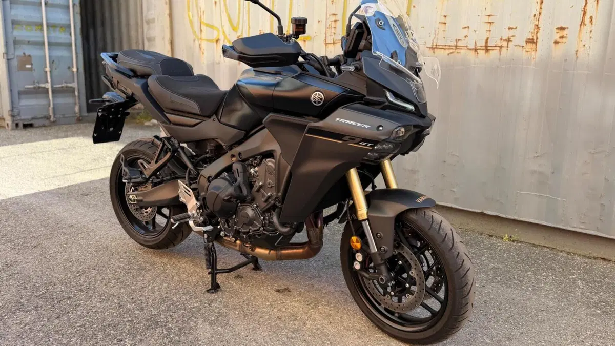 Yamaha Tracer 9 GT+ Y-AMT (2025 - 26) 