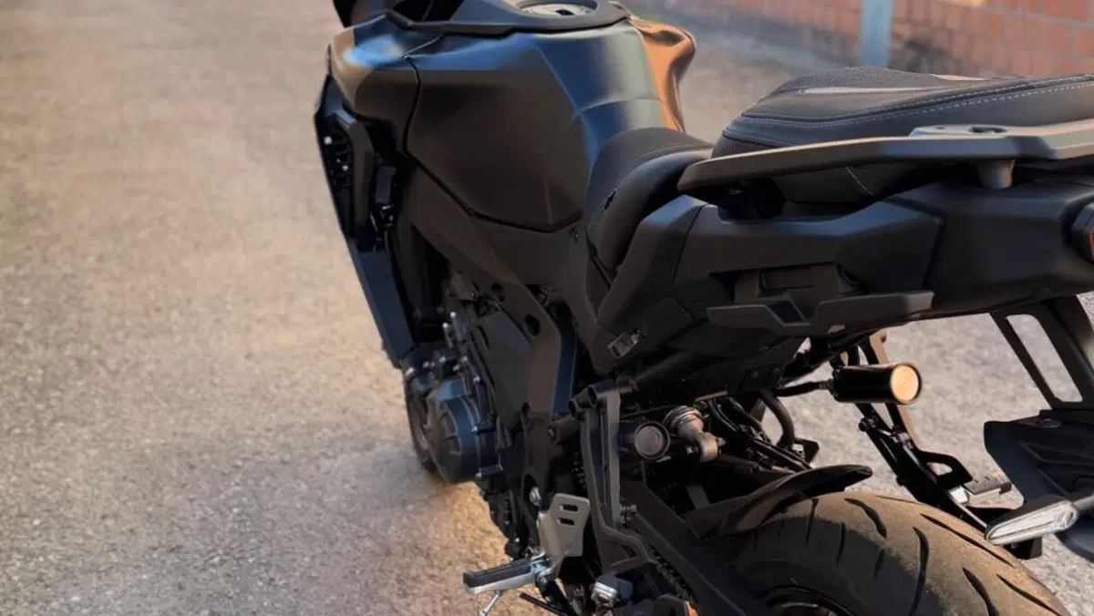 Yamaha Tracer 9 GT+ Y-AMT (2025 - 26)  (5)