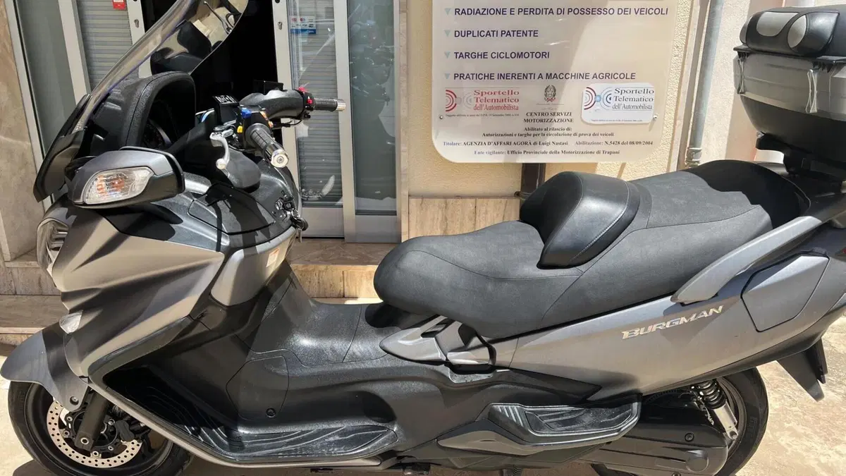 Suzuki Burgman AN 650 Executive ABS (2013 - 17)  (3)