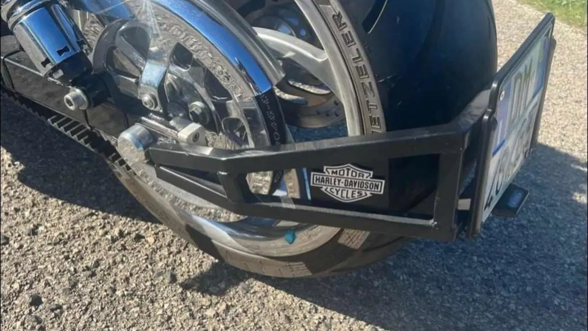 Harley-Davidson 1584 Fat Bob (2007 - 13) - FXDF  (4)