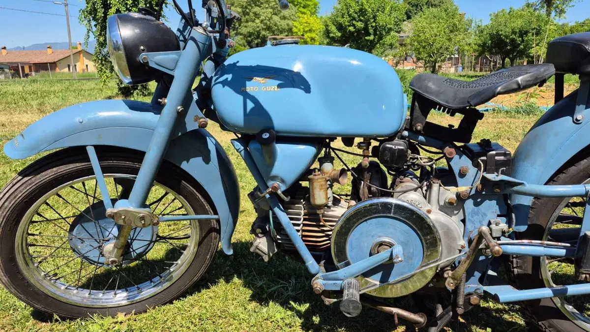 Moto Guzzi   (3)