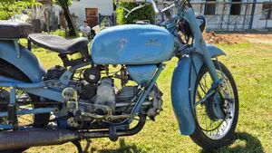 Moto Guzzi   (5)