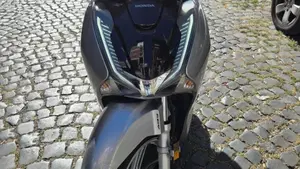 Honda SH 150i (2017 - 19)  (4)