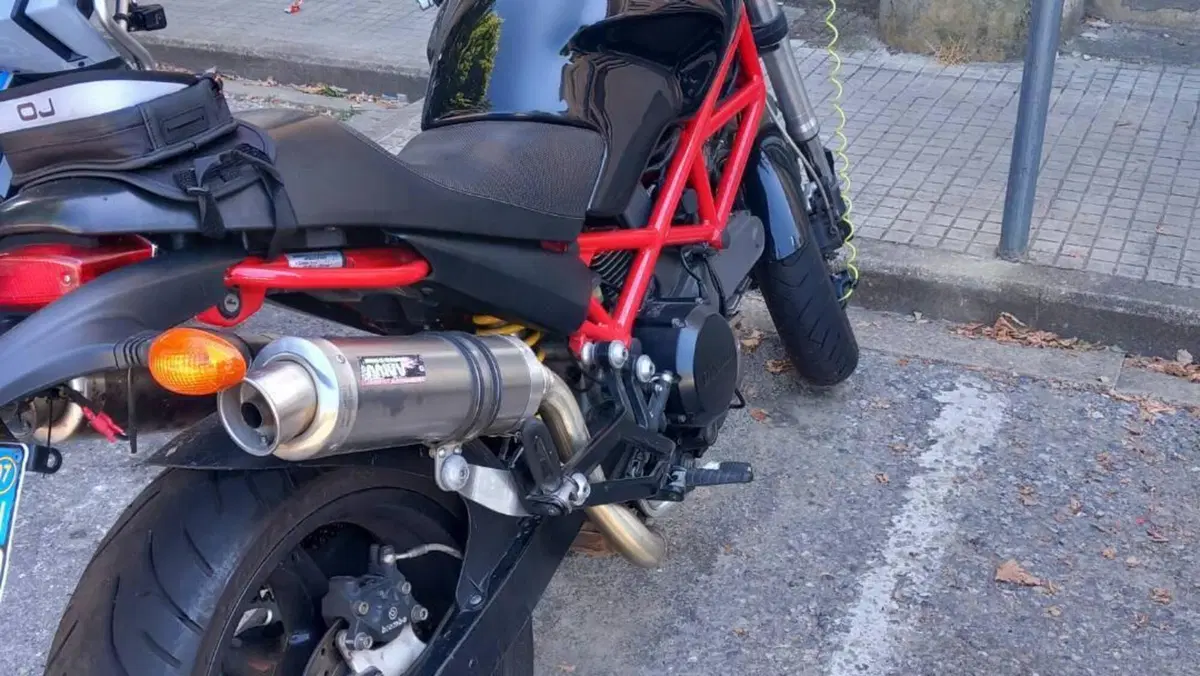 Ducati Monster 695 (2006 - 08)  (2)