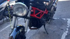 Ducati Monster 695 (2006 - 08)  (4)