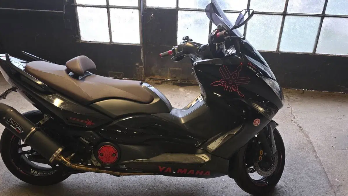 Yamaha T-Max 500 (2008 - 12)  (7)