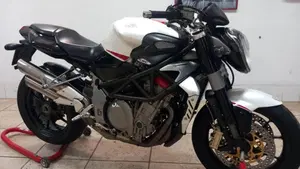 MV Agusta Brutale 910 R (2006 - 11)  (7)