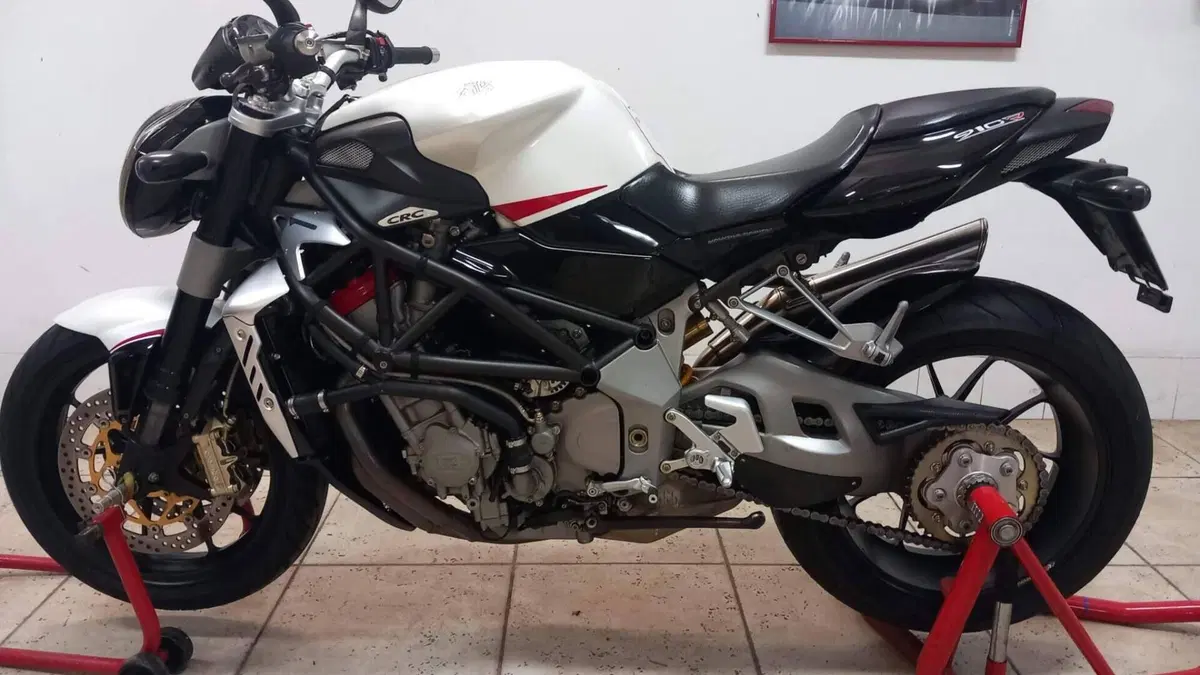 MV Agusta Brutale 910 R (2006 - 11)  (14)