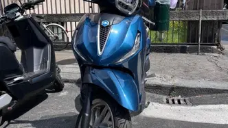 Piaggio Beverly 300 ABS-ASR (2021 - 25) usata