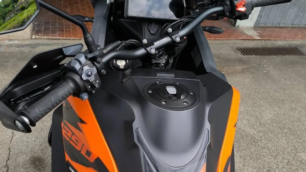 KTM 1290 Super Adventure S (2022 - 25)  (4)