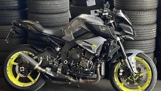 Yamaha MT-10 ABS (2016 - 17) usata
