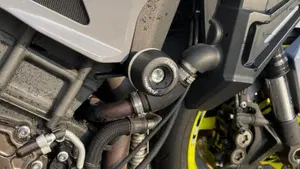 Yamaha MT-10 ABS (2016 - 17)  (4)