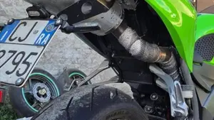 Kawasaki Ninja 636 ZX-6R (2005 - 06)  (5)