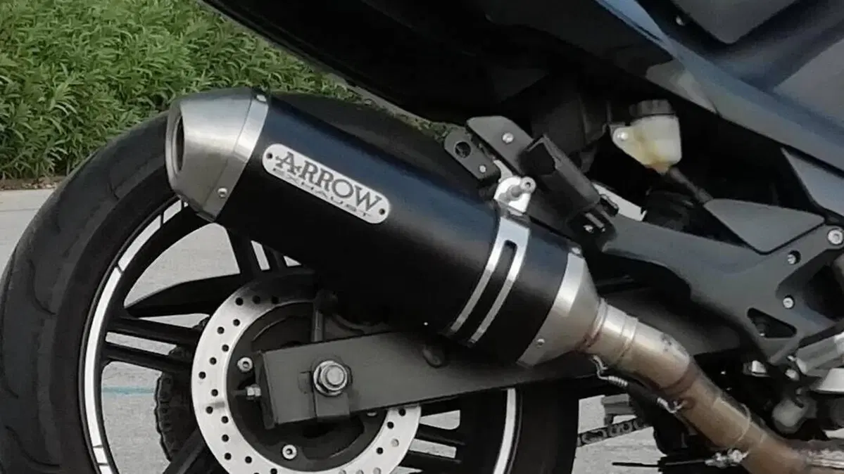 Honda CBF 1000 F (2010 - 13)  (2)
