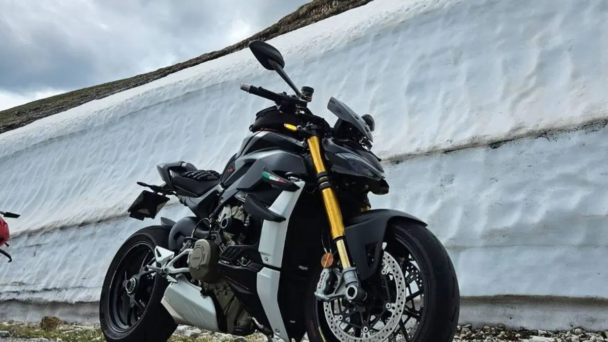 Ducati Streetfighter V4 1100 S (2021 - 22) 