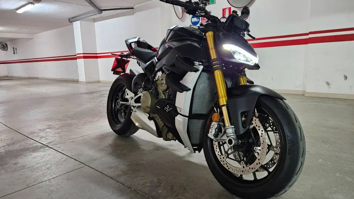 Ducati Streetfighter V4 1100 S (2021 - 22)  (3)
