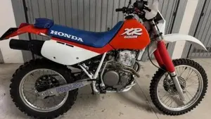 Honda   (2)
