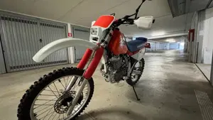 Honda   (4)