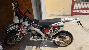 HM CRF 250 X Motard (2005 - 06)  