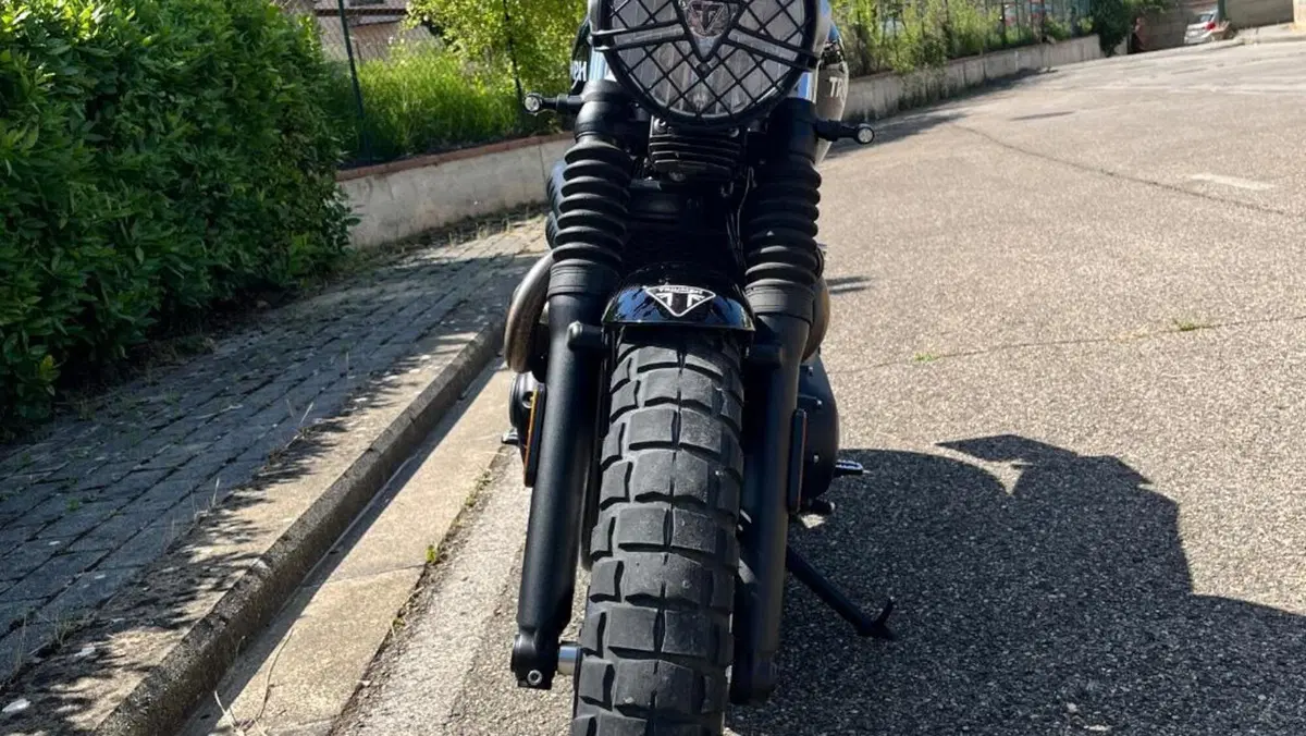 Triumph Street Scrambler 900 (2017 - 18)  (6)